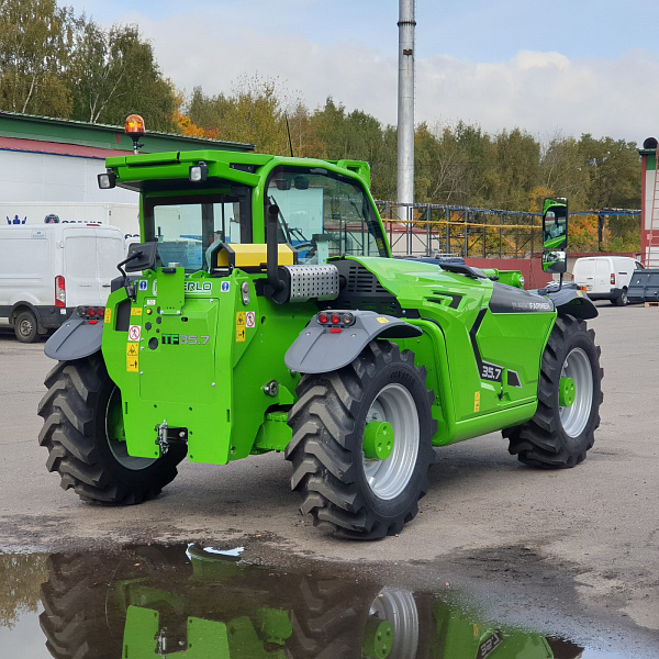 Телескопический погрузчик Merlo TF35.7-115 EE
